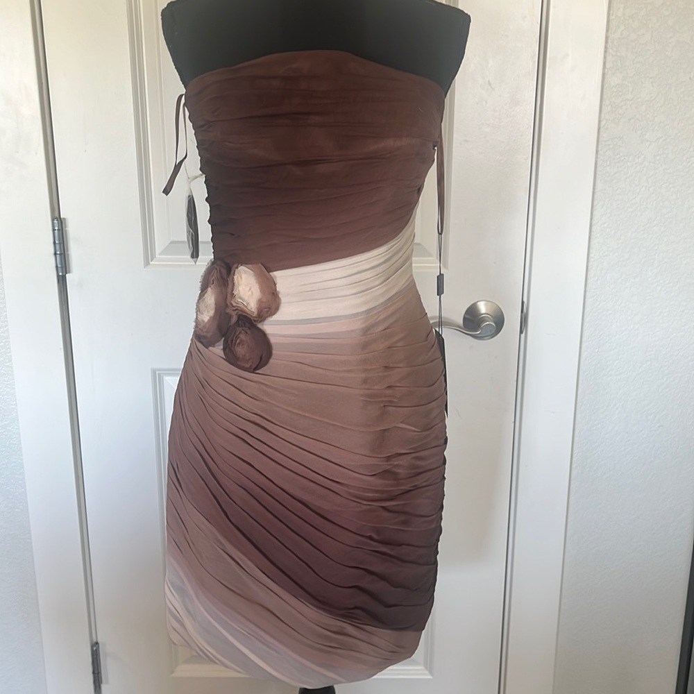NWT Modelo Label evening dress.  Gorgeous Detail. Size 46 Italian.   US 10